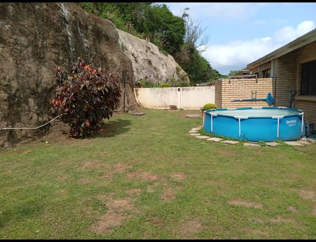 3 bed property to rent in AMANZIMTOTI